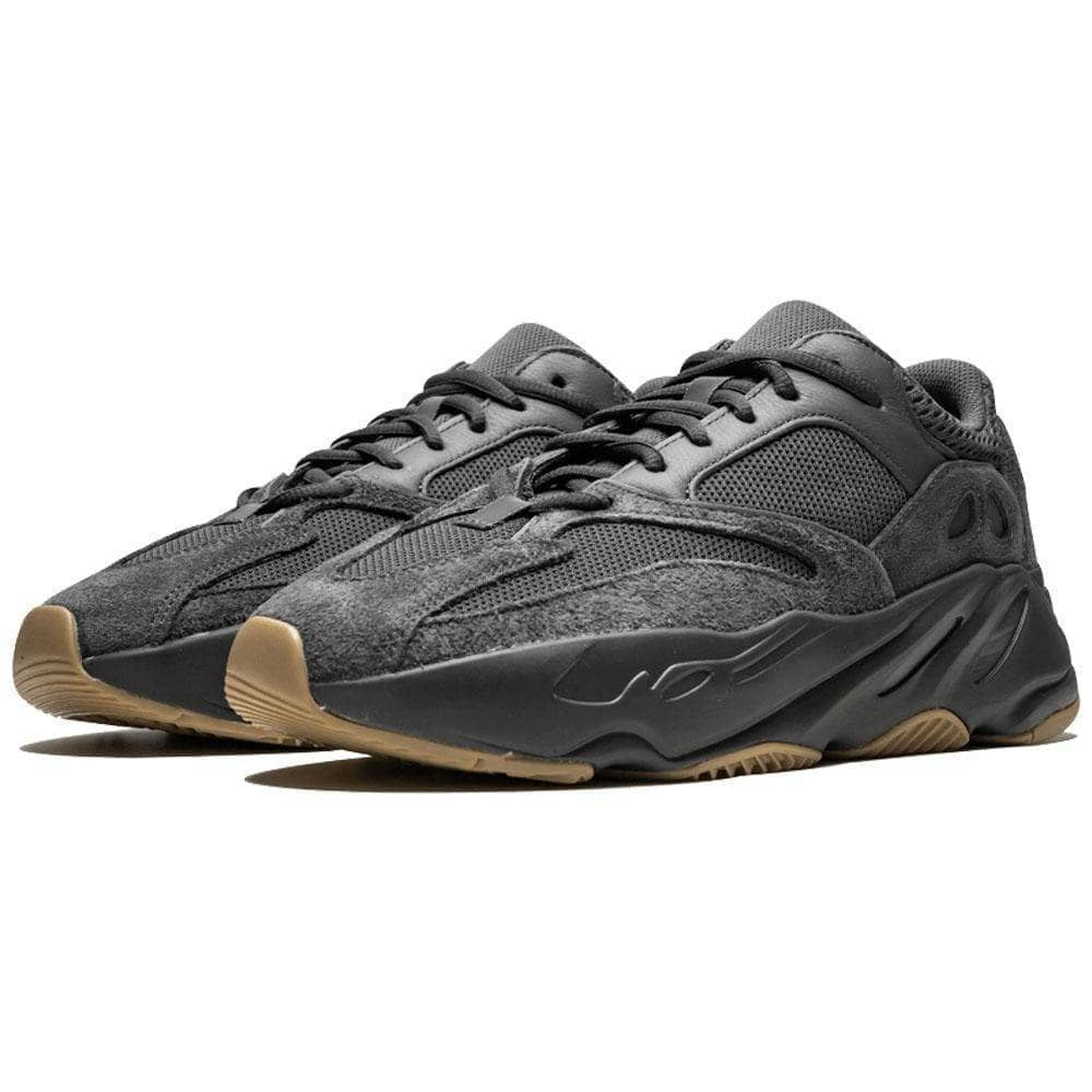 Yeezy-Boost-700-FV5304-UtBlack_2-1.jpg