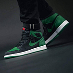 Jordan 1 Retro High OG 'Pine Green 2.0'