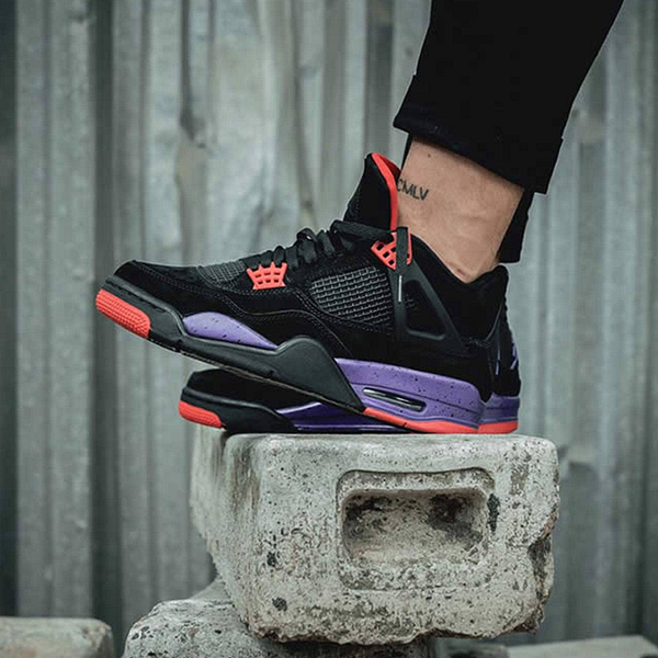 Jordan 4  Retro NRG 'Raptors - Drake Signature'