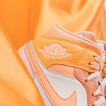 Hoobuy Jordan 1 Mid Apricot Orange