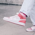 Pandabuy Air Jordan 1 Mid Digital Pink