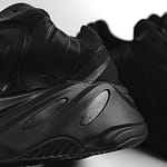 Pandabuy Yeezy 700 MNVN Triple Black