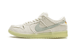 SB Dunk Low Mummy