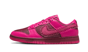 Dunk Low Valentines Day (2022)