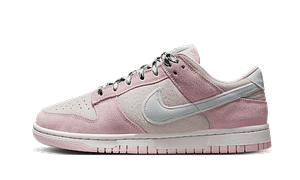 Pandabuy Dunk Low LX Pink Foam