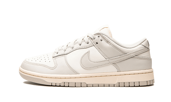 Dunk Low Light Bone