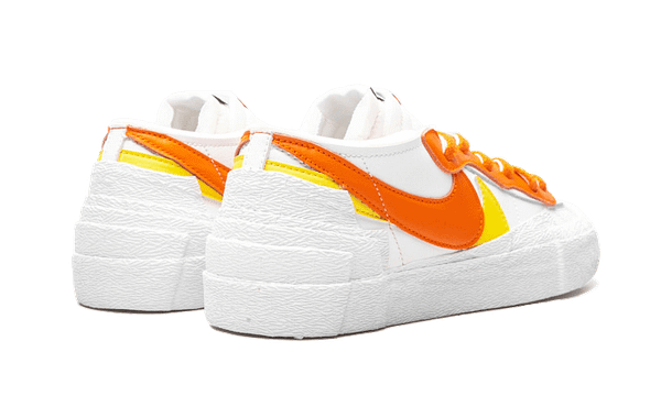 Blazer Low Sacai White Magma Orange