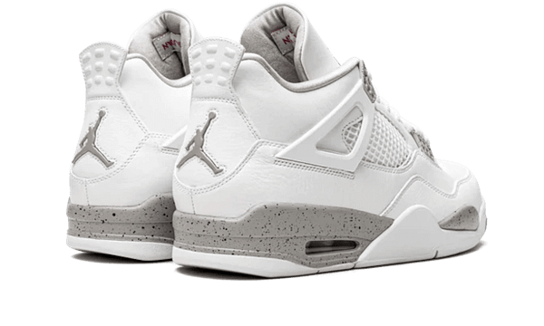 Pandabuy Air Jordan 4 Tech White (White Oreo)