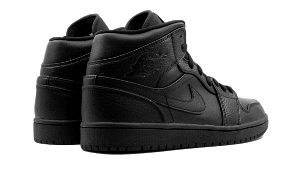 Pandabuy Air Jordan 1 Mid Triple Black