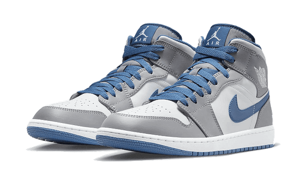 Pandabuy Air Jordan 1 Mid True Blue