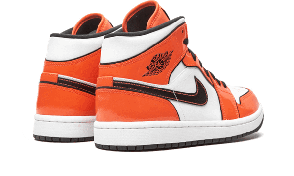 Pandabuy Air Jordan 1 Mid Turf Orange