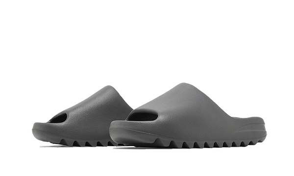 adidas-yeezy-slide-granite-2.png