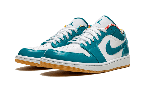 air-jordan-1-low-se-barcelona-print-996182.png