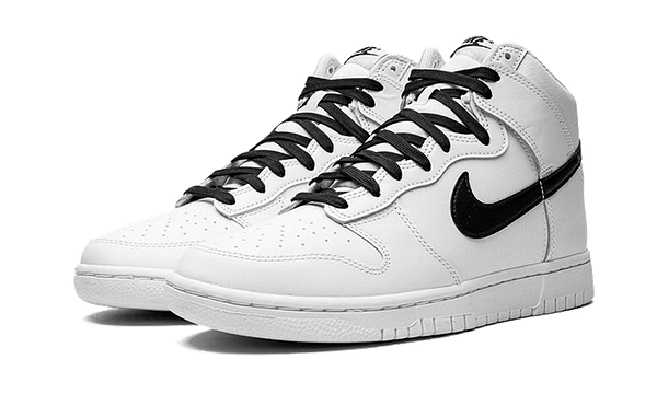 nike-dunk-high-reverse-panda-3.png