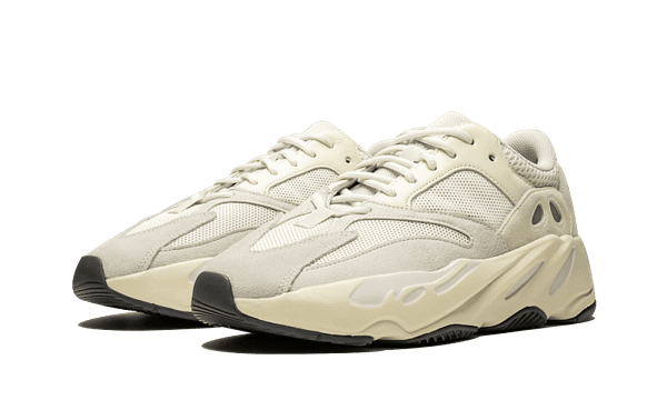 yeezy-700-analog-516154.png