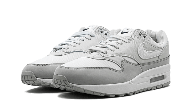 nike-air-max-1-87-lx-wmns-light-smoke-grey-4.png