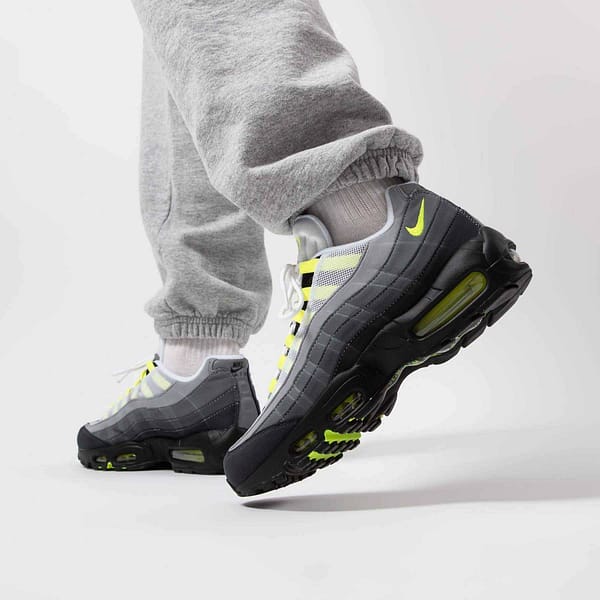 Pandabuy Nike Air Max 95 And 'Neon' 2020